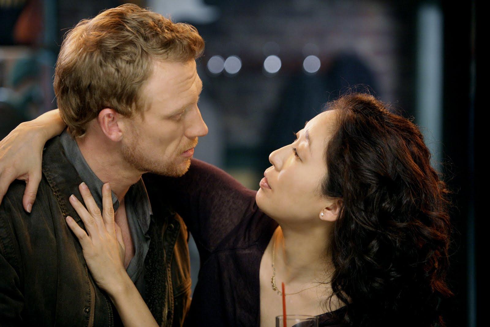 greys anatomy spoilers: cristina returning to reunite with owen?