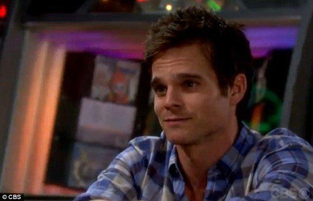 young and the restless spoilers: Greg Rikaart leaving as Kevin Fisher.