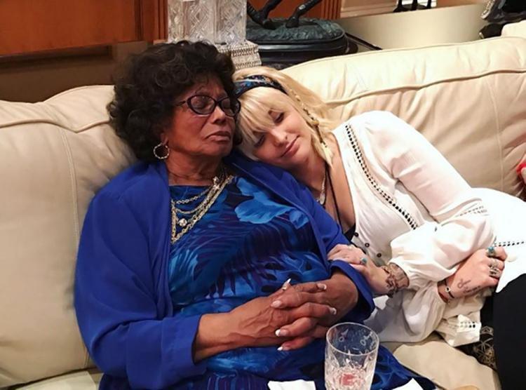 katherine jackson and paris jackson