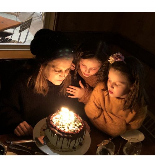 Lisa Marie Presley Family Drama Begins On Eve Of Elvis Presley S