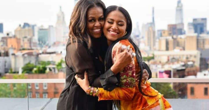 Michelle Obama and daughter Sasha Obama