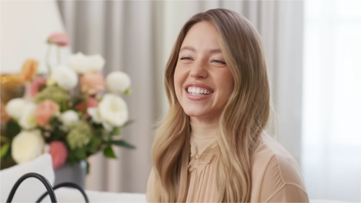 Sydney Sweeney selling bath water soap