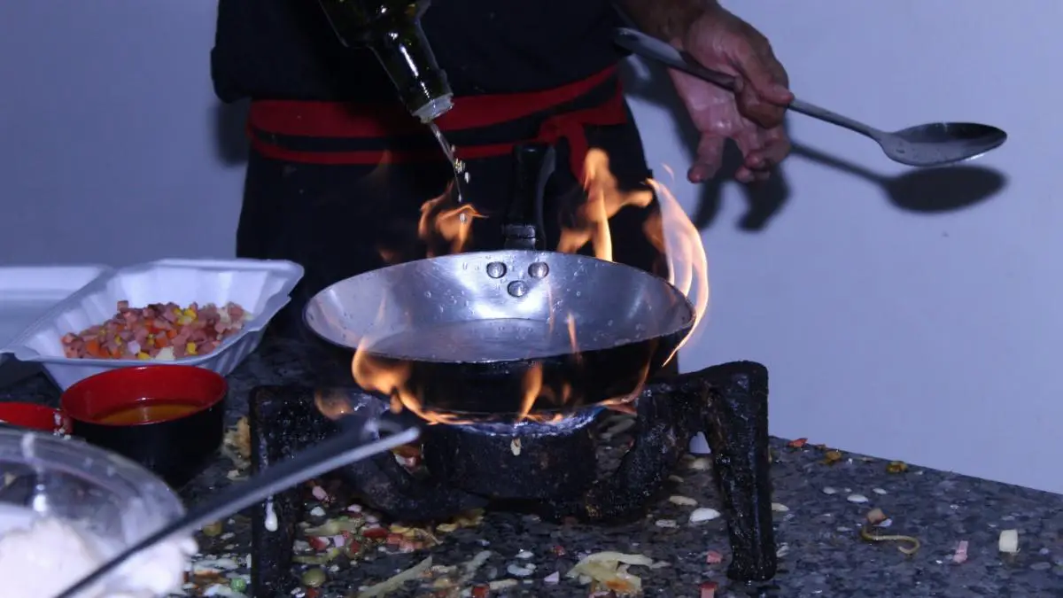 texas teen suffers scary hibachi injury