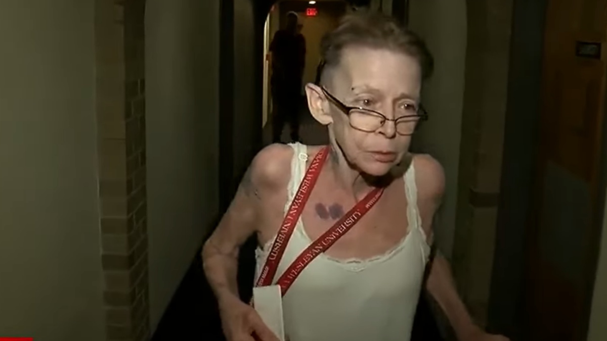 Ohio Woman declared dead now fighting to prove she's still alive