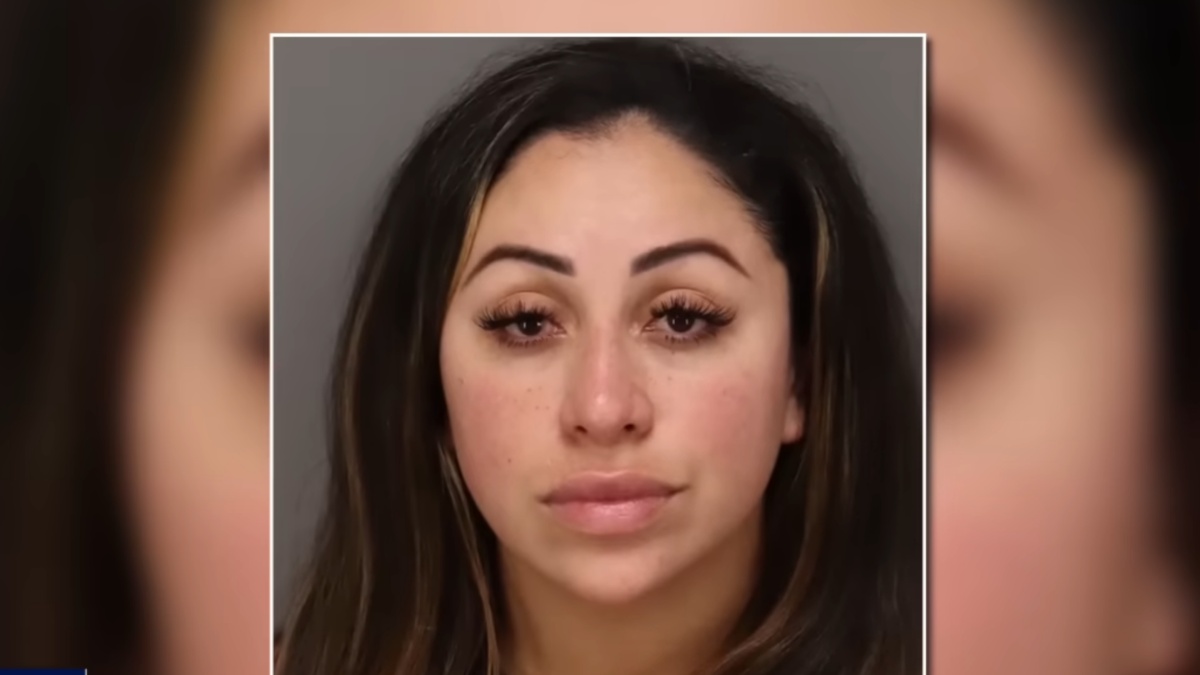 Florida woman pretends to be a dentist