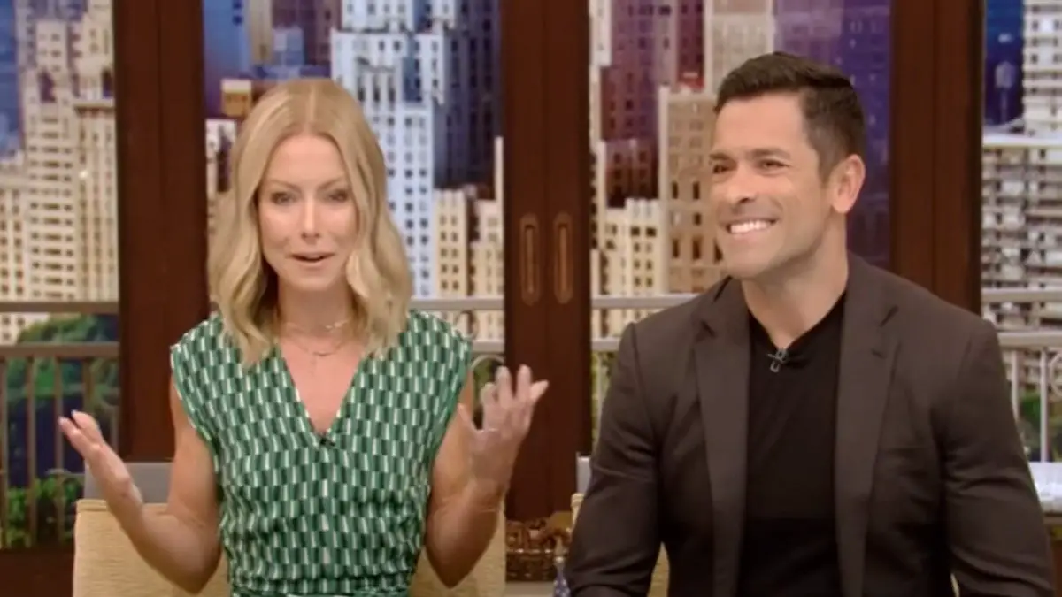 Kelly Ripa- Mark Consuelos