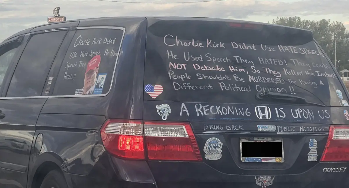 OHio driver stuns with MAGA themed van