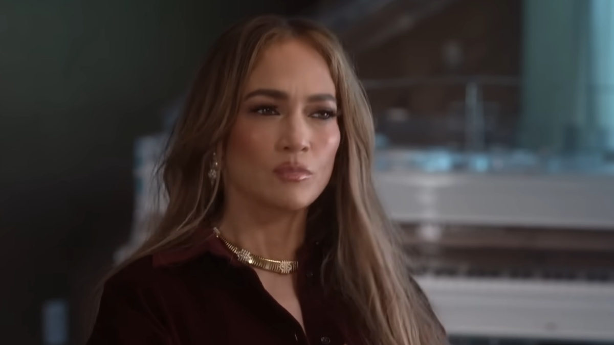 Jennifer Lopez California Companion